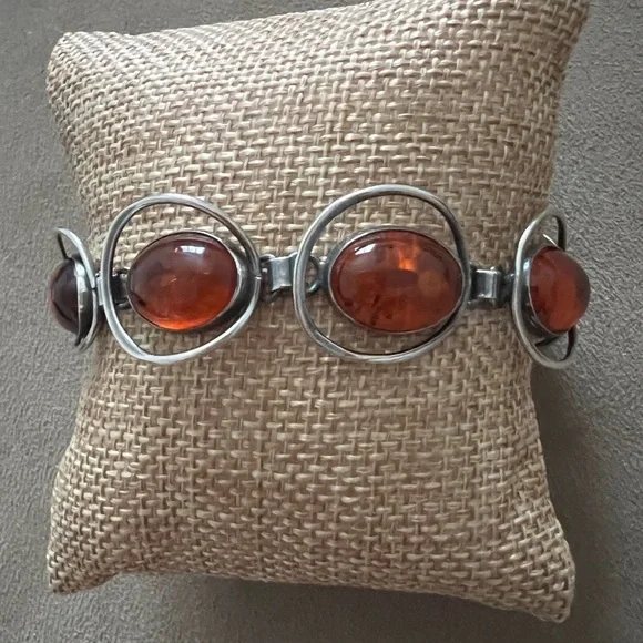 Authentic Baltic Amber & silver bracelet - Picture 3 of 9